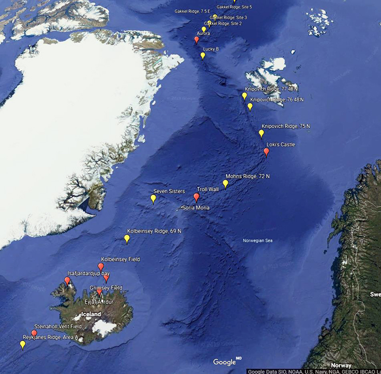 Den midtatlantiske ryggen beveger seg i to retninger med en hastighet på 10-25 millimeter pr. år. Illustrasjon basert på Google Earth