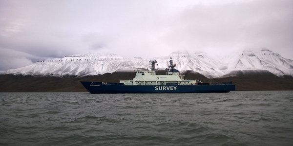 The vessel MPV Pohjanmeri in an Arctic environment. Photo: Arctia Meritaito Ltd.