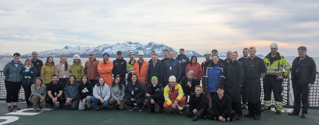 Alle personene som er med på toktet.